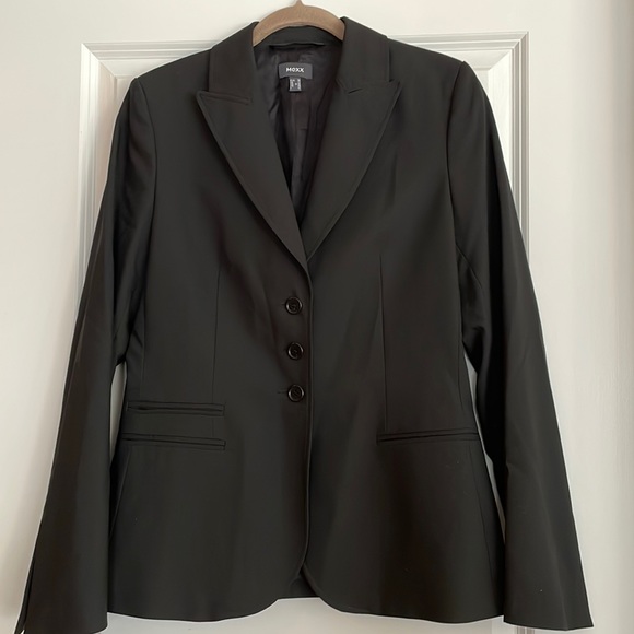 Women’s suit jacket/blazer by Mexx, size 8/38 Canadian.  Black. - Picture 1 of 1